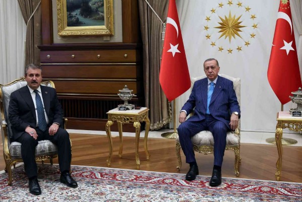 Cumhurbaşkanı Erdoğan BBP Genel Başkanı Destici'yi kabul etti!